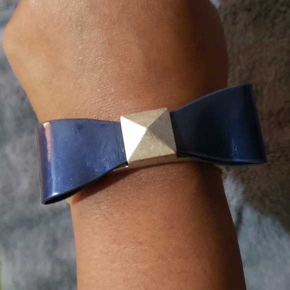 Bcbg Bows n metal bracelet - Picture 7 of 9